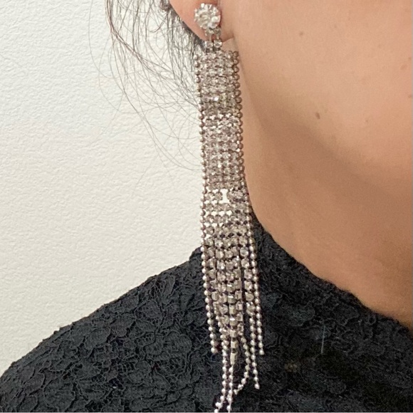 Vintage Unsigned Pavé Clear Rhinestones Drop Fringe Runway Statement Earrings - Picture 2 of 13